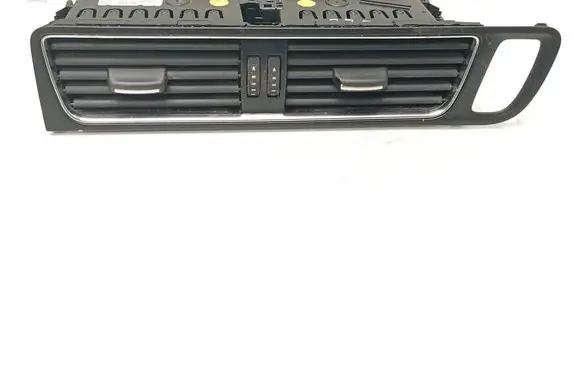 Audi Q5 SQ5 Dash center air vent grill 8R2820951