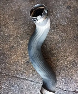 Mercedes-Benz CLS C218 X218 Intercooler hose/pipe A2045282982