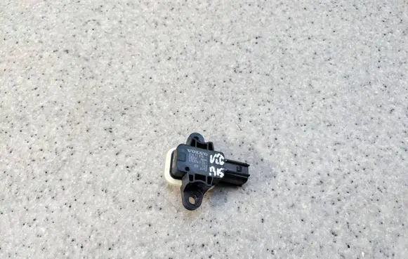 Volvo V60 Airbag deployment crash/impact sensor 31471578