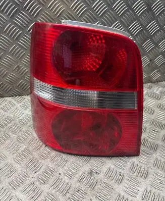 Volkswagen Touran I Rear/tail lights 1T0945095C