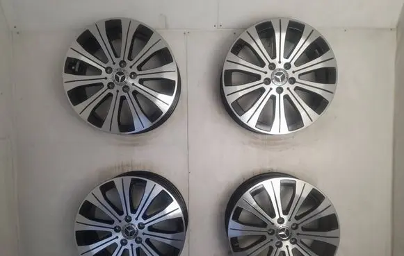 Mercedes-Benz EQA R18 alloy rim A2434010000