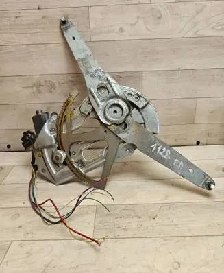 Volvo S80 Front door window regulator with motor 101354XXX