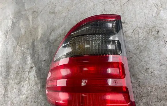 Mercedes-Benz E W210 Rear/tail lights A2108206764