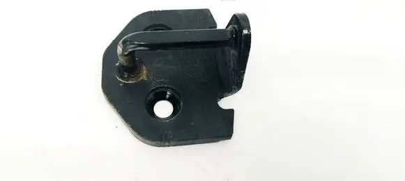 Volvo C30 Front door lock loop/hook striker 30699650