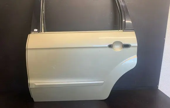 Ford S-MAX Rear door 
