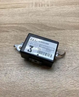 Toyota Auris E180 Door control unit/module 8974102210 00401420