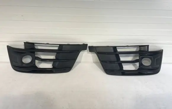 Audi Q7 4M Front bumper lower grill 4M0807681E 4M0807682E