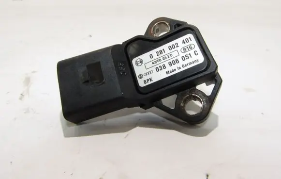 Audi A4 S4 B8 8K Air pressure sensor 038906051C