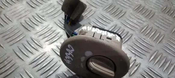 KIA Carnival Interior fan control switch 