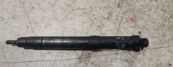 Ford Focus C-MAX Fuel injector 67564W 8KJ2J6H 9686191080