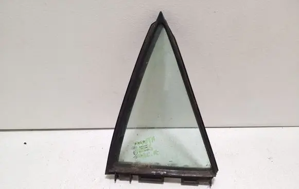 Rear vent window glass