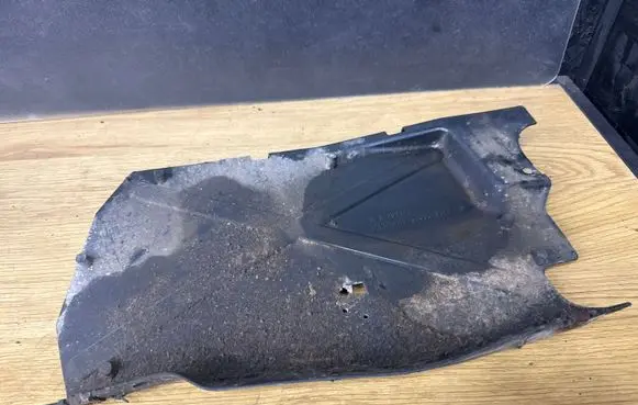 Opel Vivaro Engine splash shield/under tray 91166375