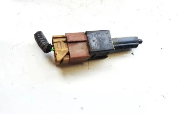 Brake pedal sensor switch