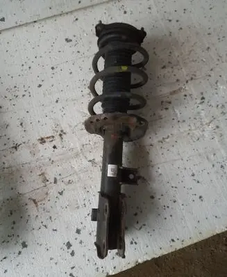 Hyundai Tucson TL Front shock absorber/damper