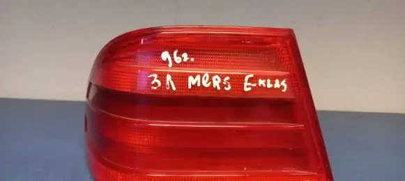 Mercedes-Benz E W210 Rear/tail lights A2108200164