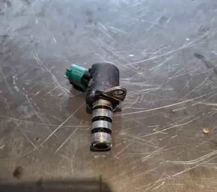 Jaguar XF X250 Camshaft vanos timing valve 044-14