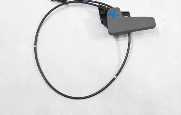 Volkswagen Crafter Engine bonnet/hood lock release cable 517823633B