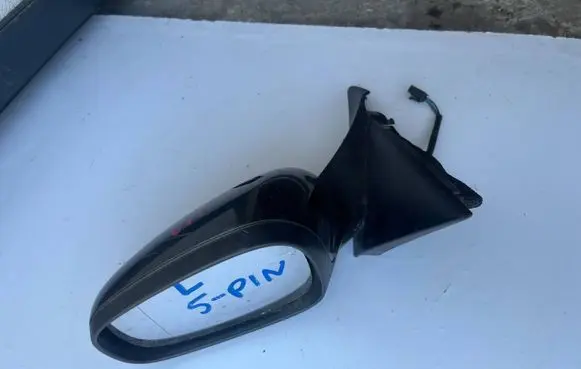 Alfa Romeo Giulia Front door electric wing mirror