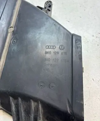 Audi A4 S4 B8 8K Air intake duct part 8K0129618
