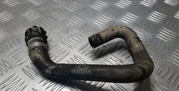Volvo V40 Engine coolant pipe/hose 31686011