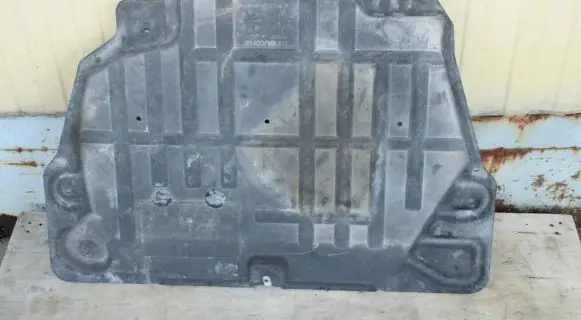 Jaguar E-Pace Engine splash shield/under tray HJ326B629AD
