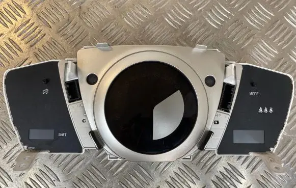Toyota Urban Cruiser (XP110) Speedometer (instrument cluster) 8380052K702 564130 20090311152119