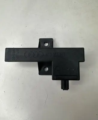 Audi A5 8T 8F Keyless (KESSY) go control unit/module 8K0907247 33542221
