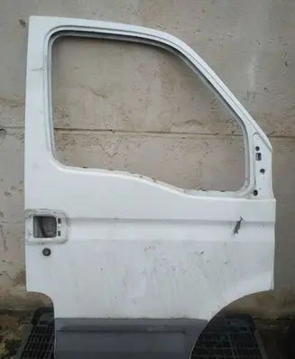 Iveco Daily 40.8 Front door BALTOS