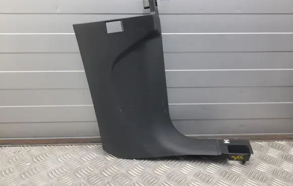 Audi Q7 4M Foot area side trim 4M1867272A