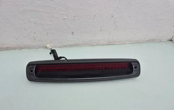 Hyundai Tucson JM Third/center stoplight 