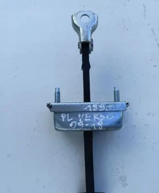 Toyota Verso Front door check strap stopper 686100F011