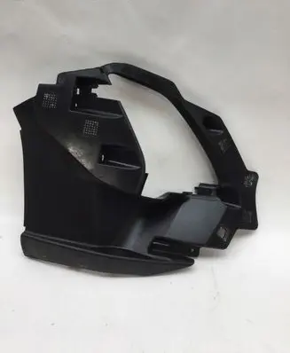 Ford Focus Fog light bracket JX7B17E888
