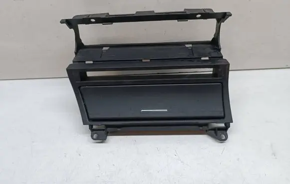 BMW 3 E46 Car ashtray 8268887A 8268888