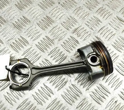 Hyundai Ioniq Piston 2351003HA0 2304103HA0