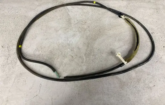 Volvo XC70 Rear window washer fluid hose 