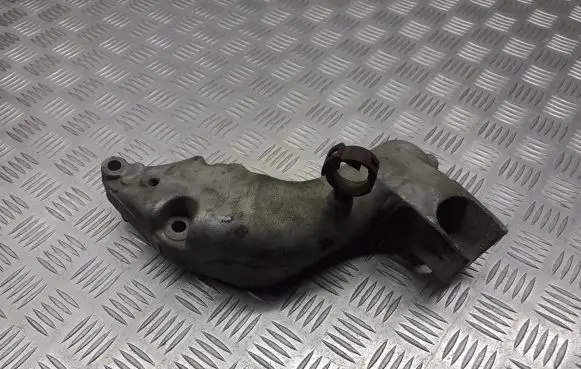 Ford Focus Engine mounting bracket 9634999680