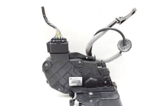 Volvo V70 Rear door lock 31253920