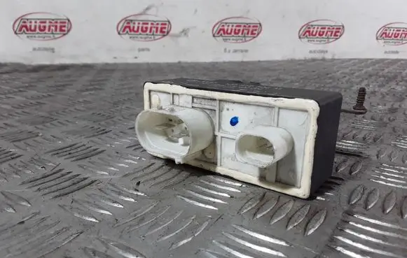 Coolant fan relay