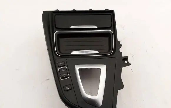 BMW 4 F32 F33 Cup holder front 9218925