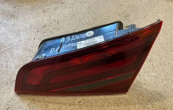 Audi A3 S3 8V Tailgate rear/tail lights 8V4945094