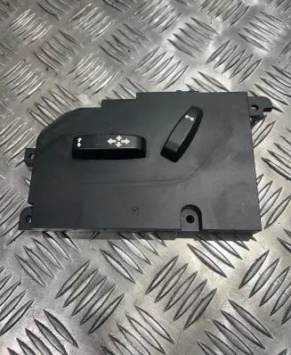 Volvo XC90 Seat control switch 30669108 19206 08W074