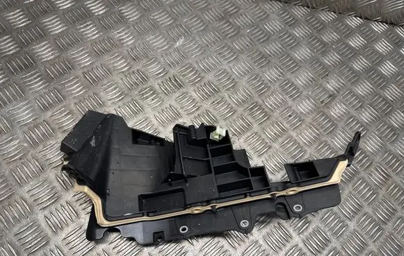 BMW X5 G05 Other engine bay part 8791291