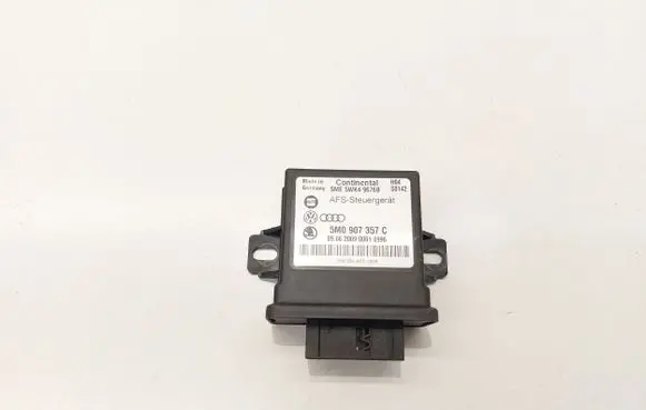 Volkswagen PASSAT B6 Light module LCM 5M0907357C