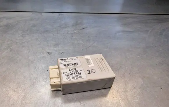 BMW 5 GT F07 Suspension control unit/module 6795086 4461500640 004009001