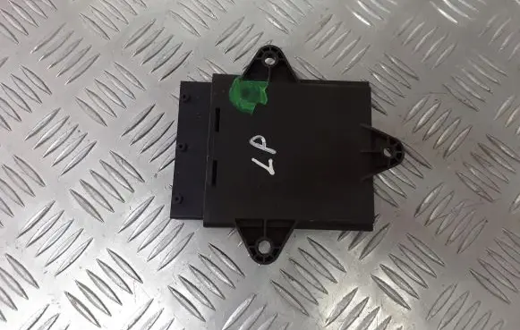 Opel Vectra C Door control unit/module 13111456