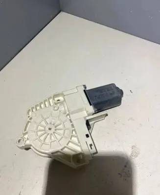 Audi A5 Sportback 8TA Front door window regulator motor 8K0959802A 1101965575200 10440261268