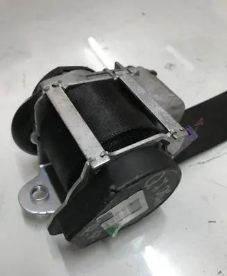 Audi Q7 4L Front seatbelt 606728300