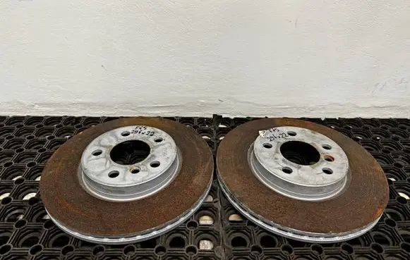 BMW 2 F45 Front brake disc 6866297