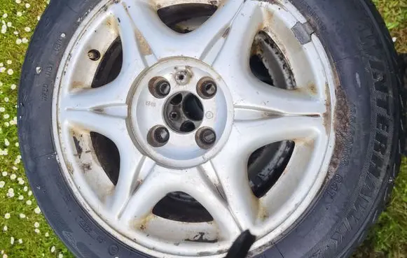 Renault Laguna I R15 alloy rim 