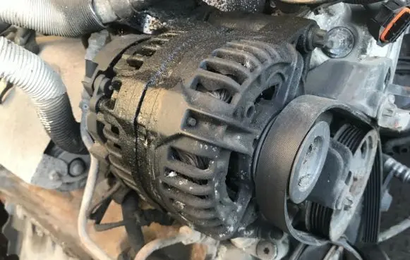 Opel Zafira A Generator/alternator
